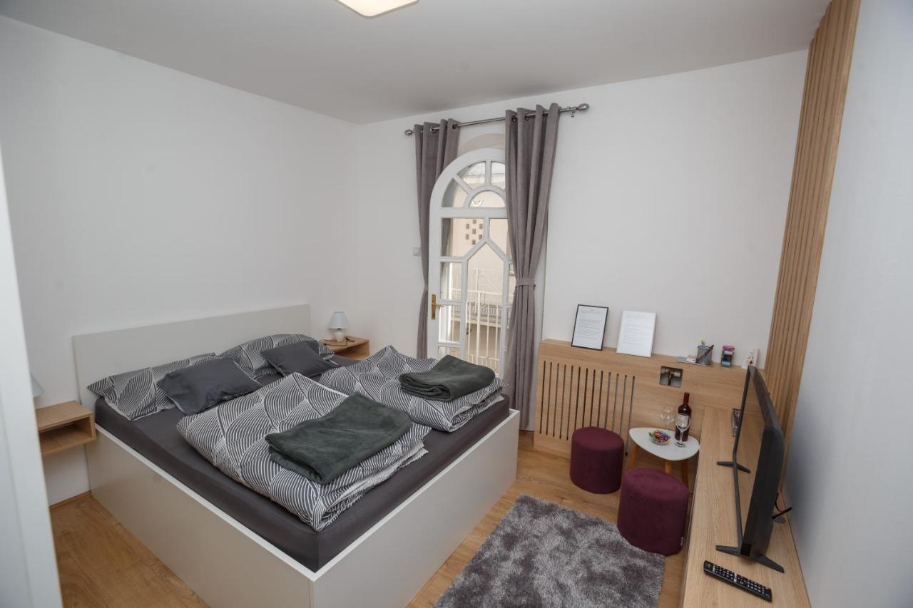 Nacional 1 Apartment Studio Суботица Екстериор снимка